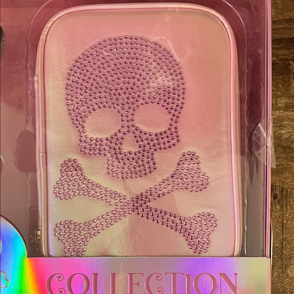 Essentials Collection Pink Makeup Brush Set - Picture 2 of 11